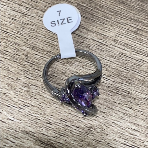 Amethyst black tone ring - Picture 5 of 5